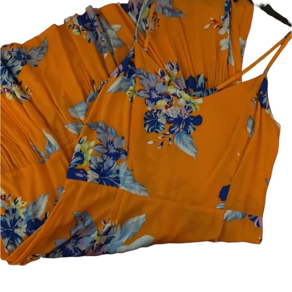 a.n.a Dresses & Skirts - Women’s size Medium Orange & Blue Dress. Adjustable straps. Very flattering